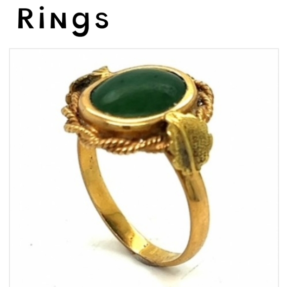 18K Yellow Gold Jade Ring - Picture 3 of 4